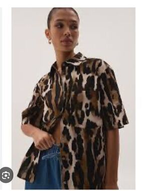 AJE Studio  Airlie Short Sleeve Animal Print Shirt